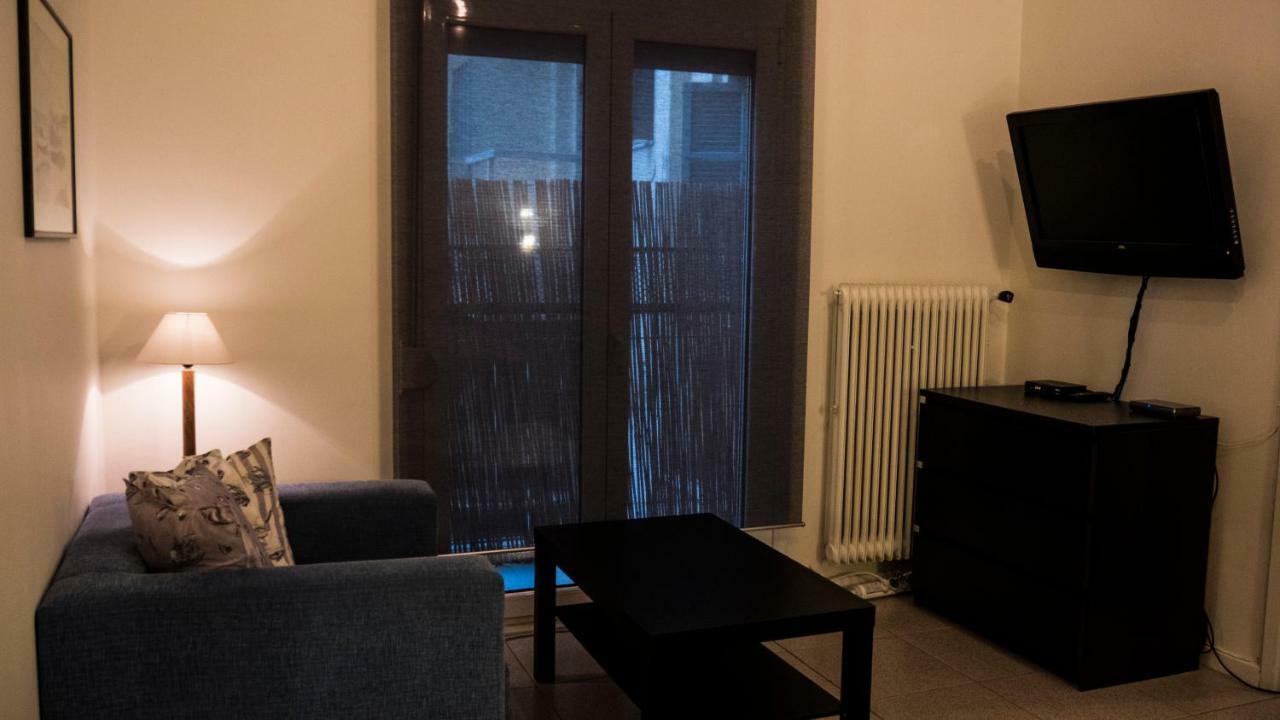 Apartment In The Heart Of Thessaloniki'S Center Exterior photo